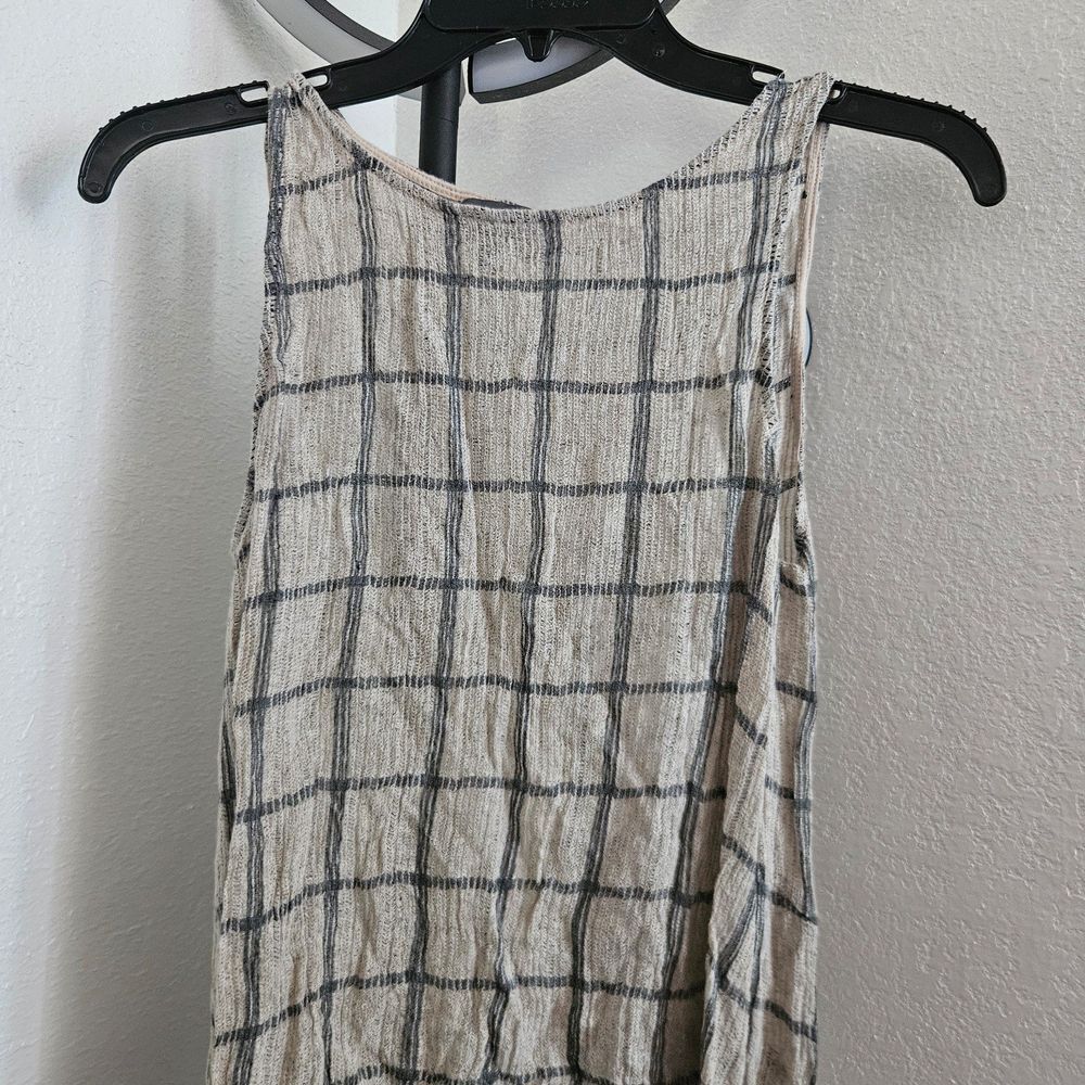 Tank Top - Picture 2 of 4